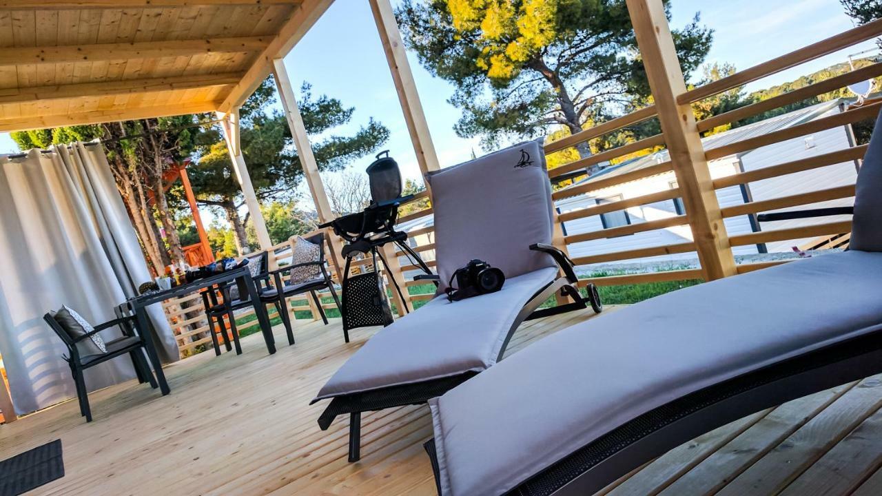Adrijela Mobile Home イェゼラ エクステリア 写真